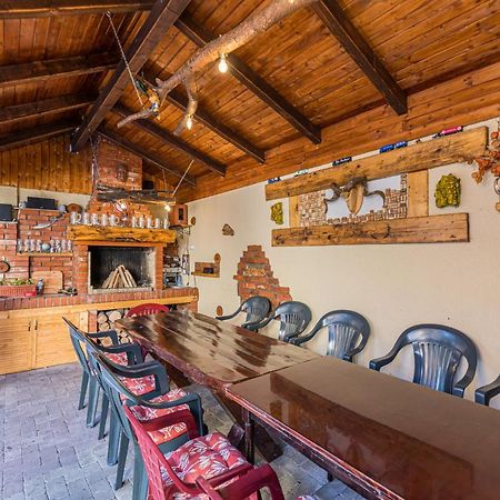 Săcele Casa Davidヴィラ エクステリア 写真