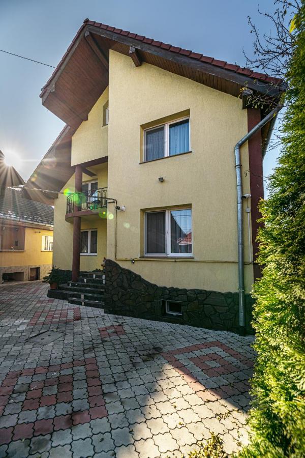 Săcele Casa Davidヴィラ エクステリア 写真