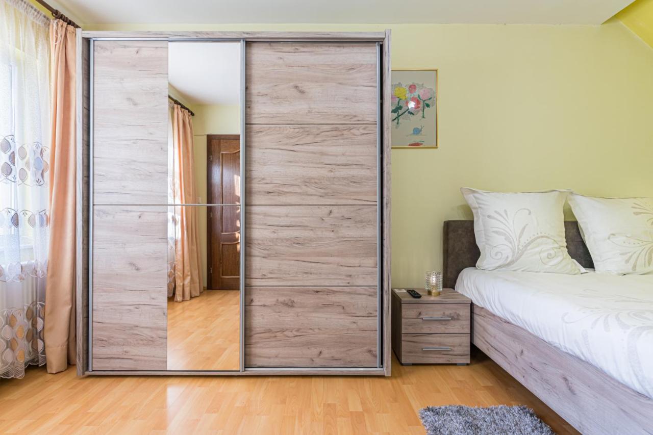 Săcele Casa Davidヴィラ エクステリア 写真