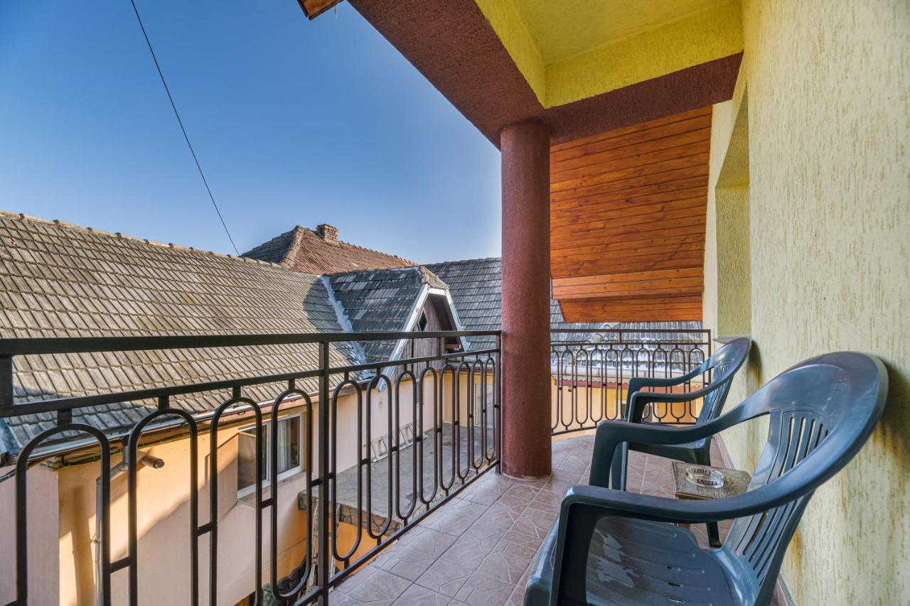 Săcele Casa Davidヴィラ エクステリア 写真
