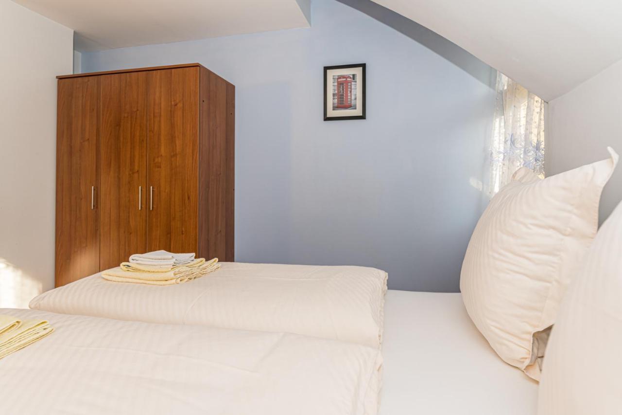 Săcele Casa Davidヴィラ エクステリア 写真