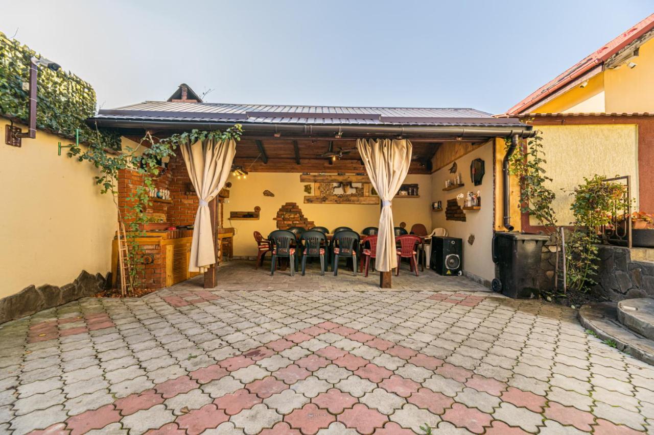 Săcele Casa Davidヴィラ エクステリア 写真